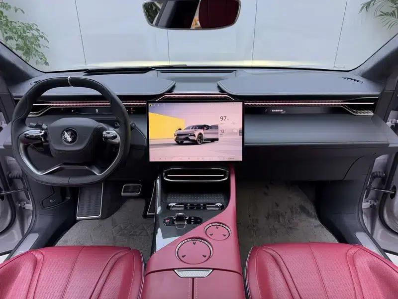 2023 Eletre R+ — миниатюра 10