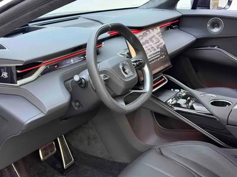 2025 Eletre 600 Luxury Edition — миниатюра 9