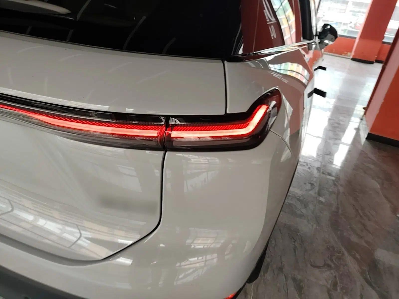 Nio ES7 2022 75 kWh — миниатюра 9