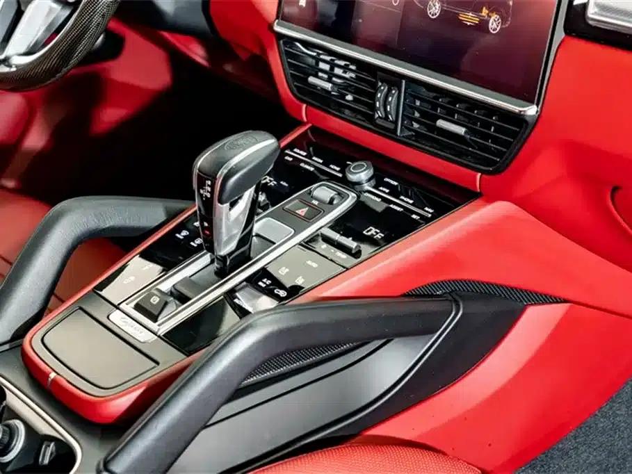 2023 Cayenne E-Hybrid 2.0T Platinum Edition — миниатюра 20