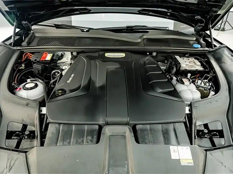 2023 Cayenne E-Hybrid 2.0T Platinum Edition — миниатюра 26