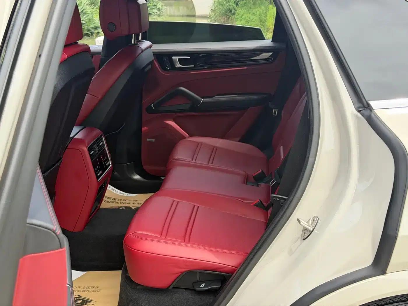 2022 Cayenne E-Hybrid 2.0T Platinum Edition — миниатюра 8