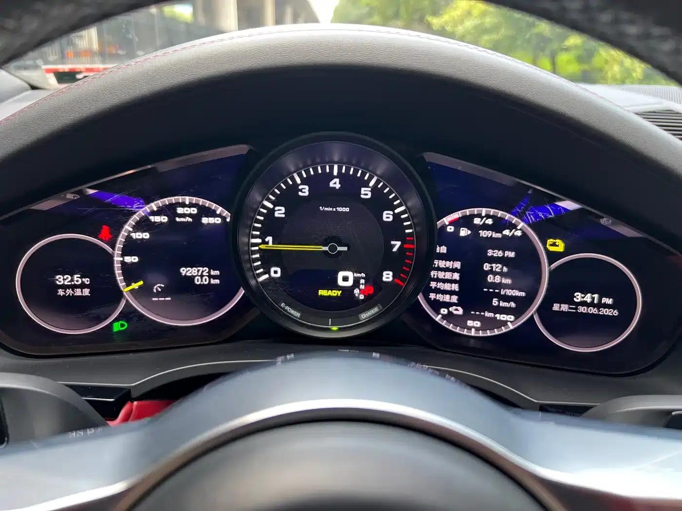 2023 Cayenne E-Hybrid 2.0T — миниатюра 13