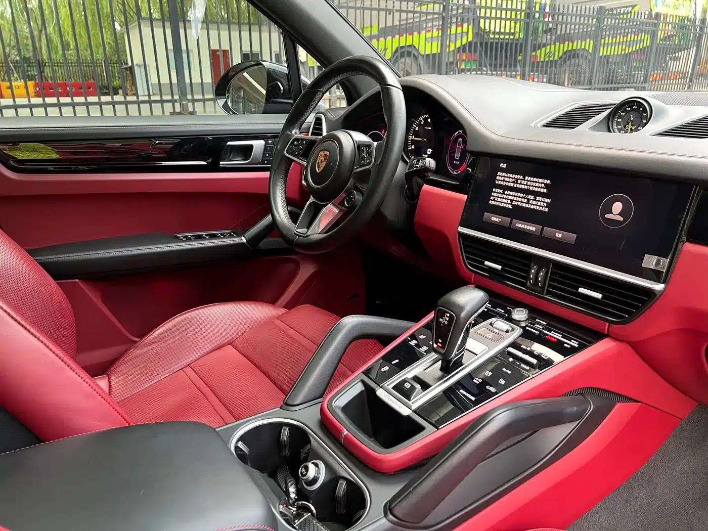 2023 Cayenne E-Hybrid 2.0T — миниатюра 19