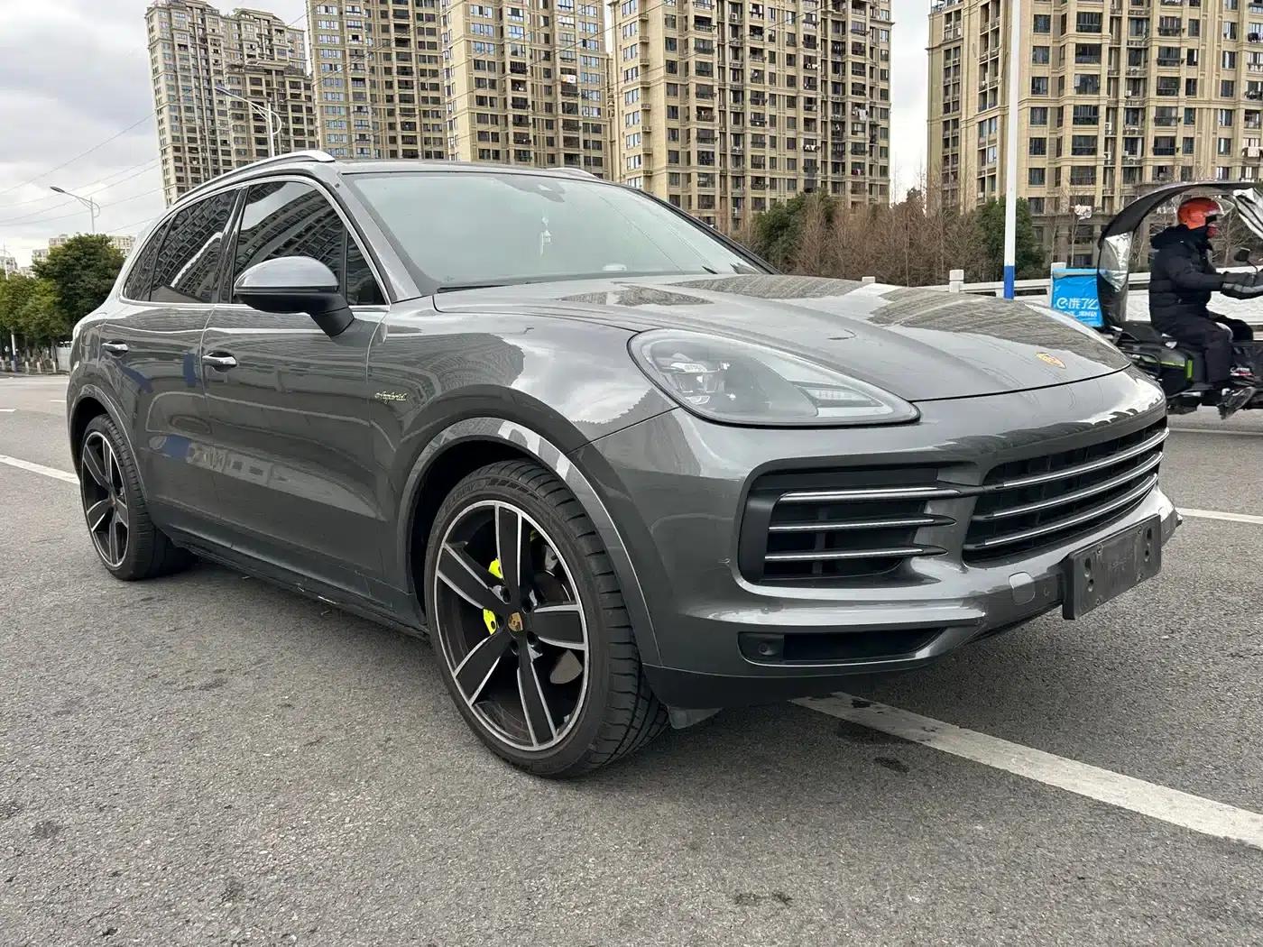 2021 Cayenne E-Hybrid 2.0T — миниатюра 2