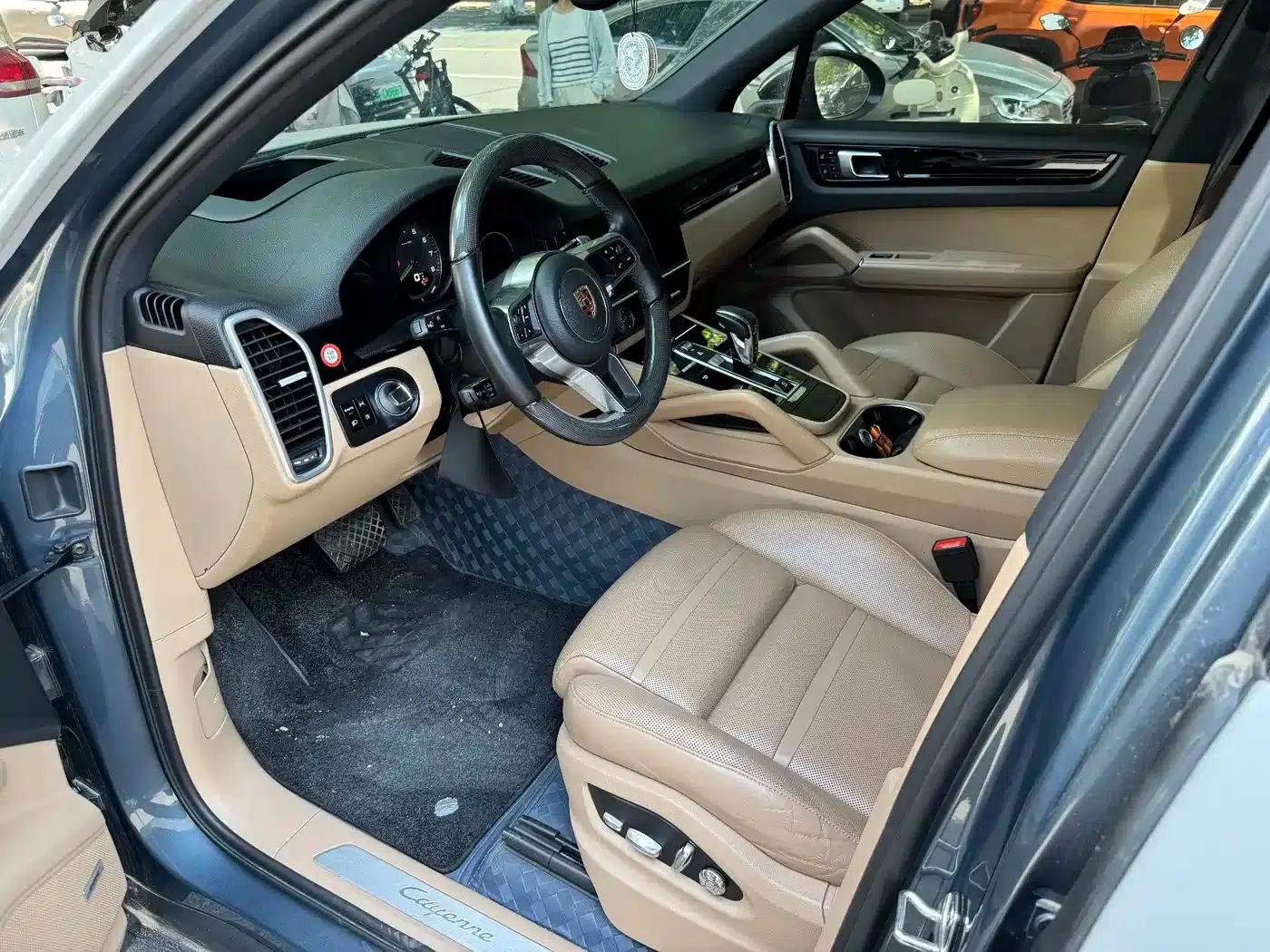 2019 Cayenne E-Hybrid 2.0T — миниатюра 2