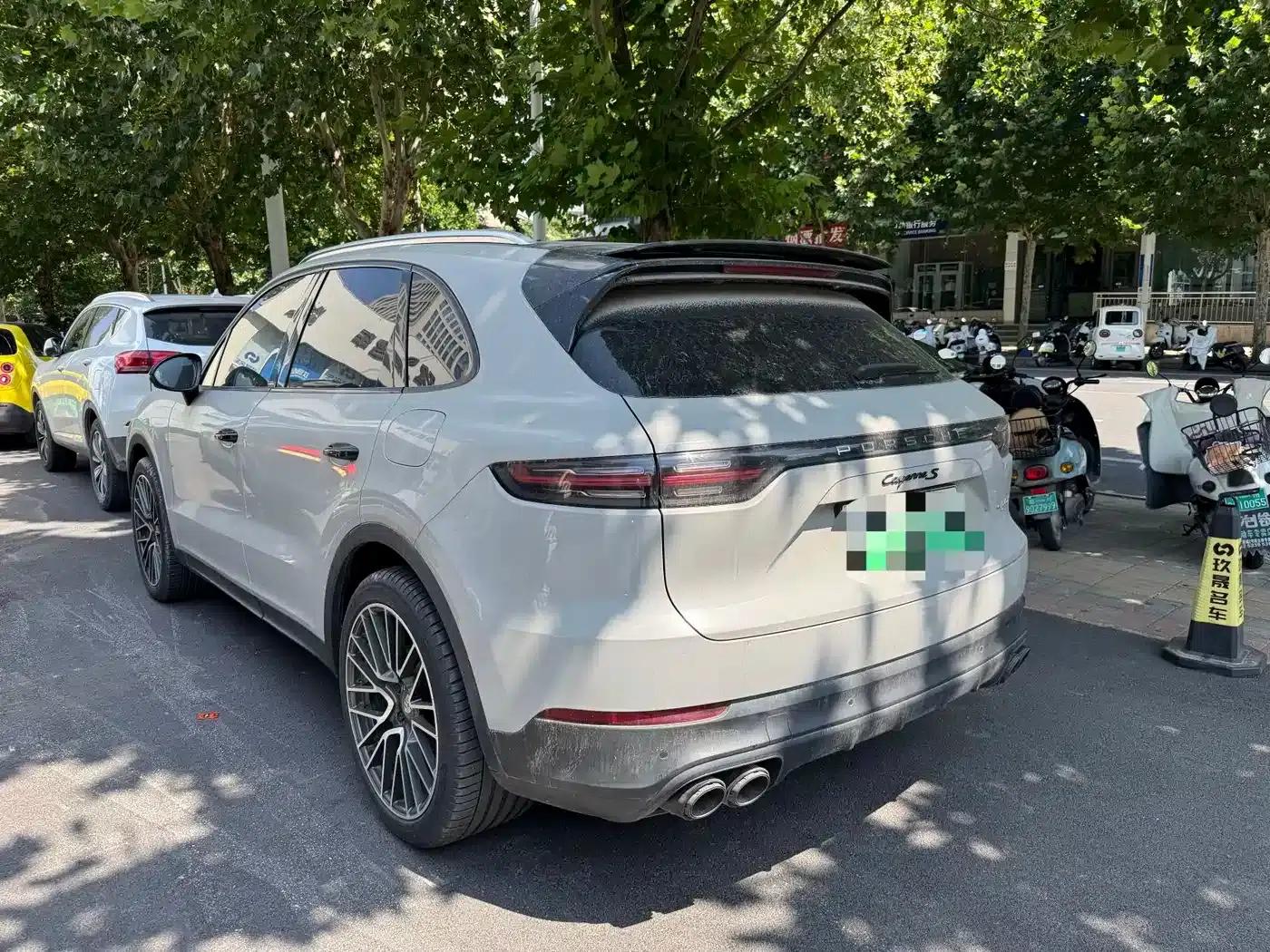 2019 Cayenne E-Hybrid 2.0T — миниатюра 7
