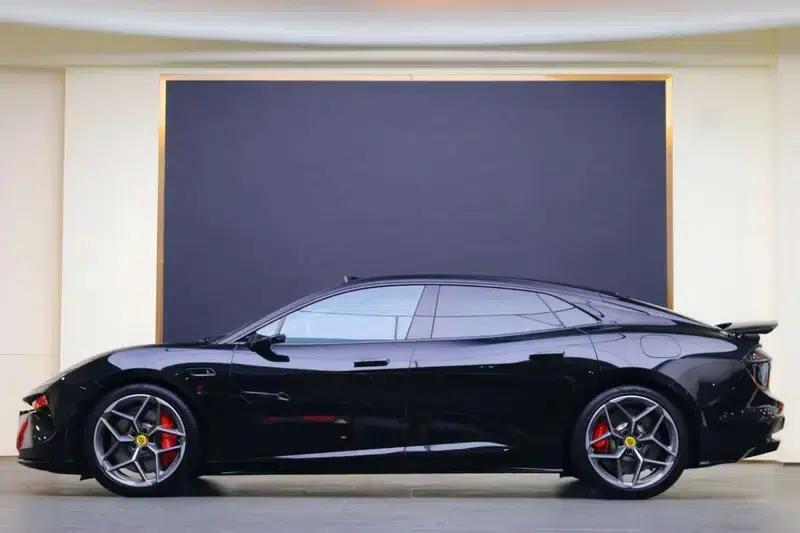 2025 Emeya 600 Luxury Edition — миниатюра 4