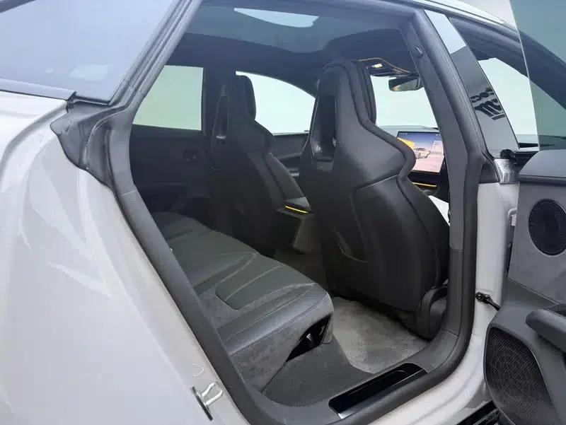 2025 Emeya 600 Luxury Edition — миниатюра 11