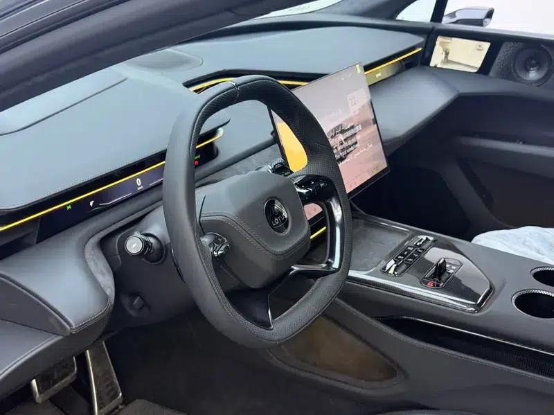 2025 Emeya 600 Luxury Edition — миниатюра 23