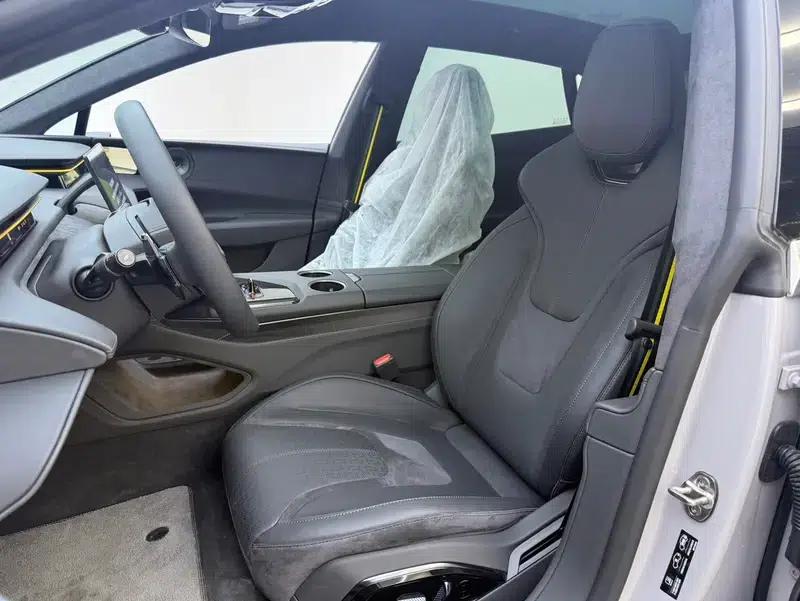 2025 Emeya 600 Luxury Edition — миниатюра 25