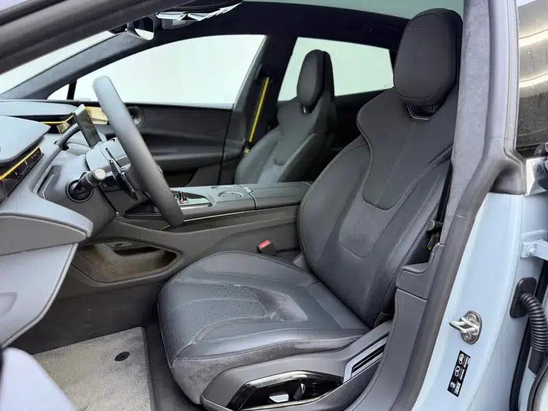 2025 Emeya 600 Luxury Edition — миниатюра 22