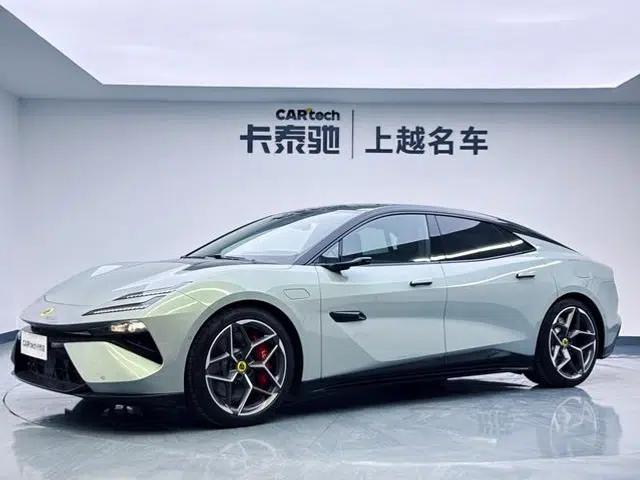 2025 Emeya 600 Luxury Edition