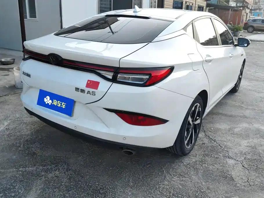 Sihao A5 2021 1.5T CVT Luxury Intelligent Edition — миниатюра 3