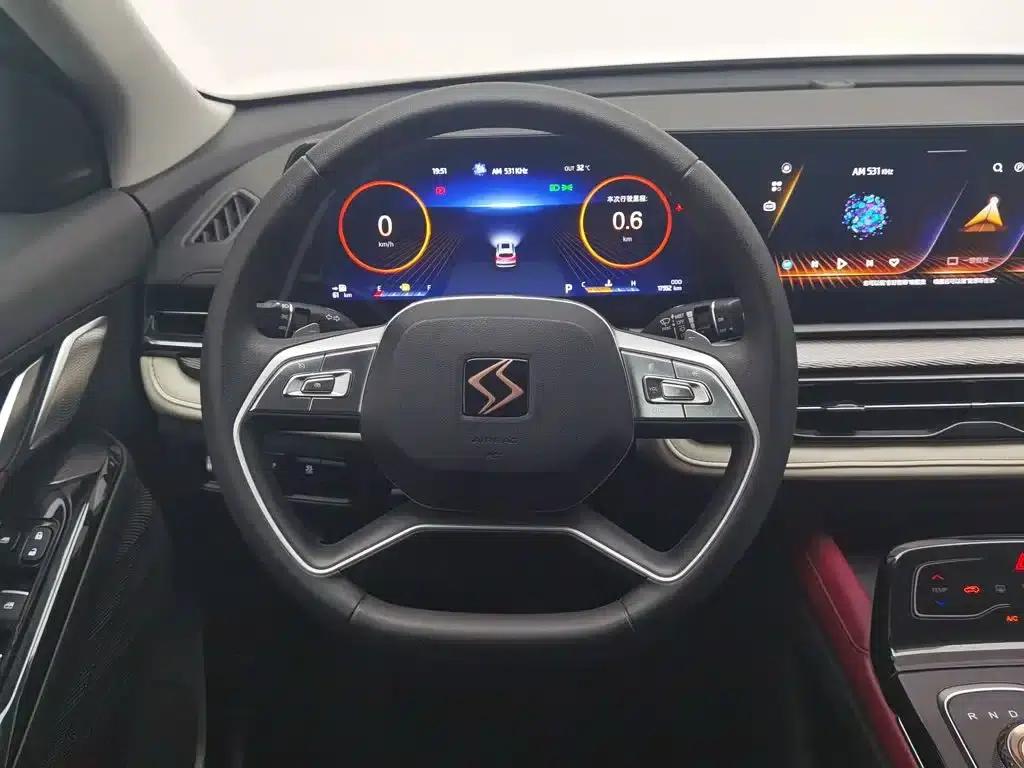 Sihao QX 2021 300T DCT Luxury Intelligent Connected Edition — миниатюра 11