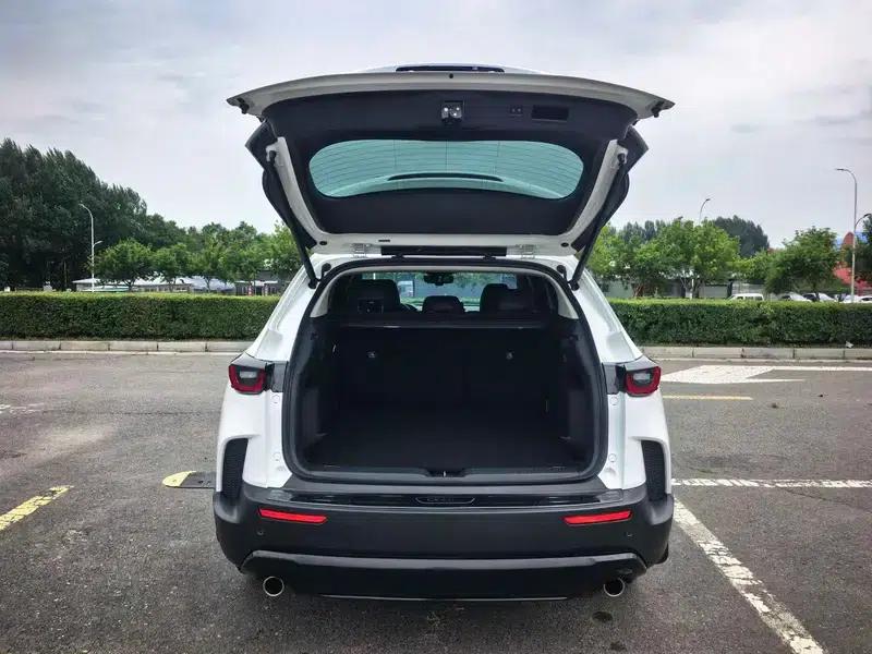 Mazda CX-50 2023 2.0L Automatic Comfort Edition — миниатюра 19