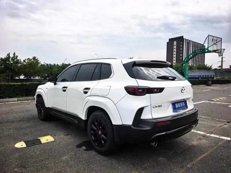 Mazda CX-50 2023 2.0L Automatic Comfort Edition — миниатюра 4
