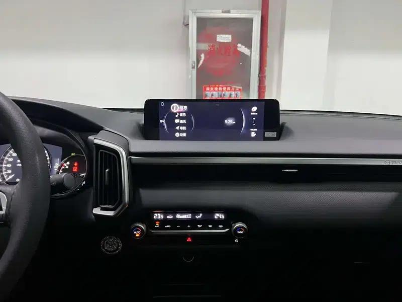 Mazda CX-50 2023 2.0L Automatic Leading Edition — миниатюра 11