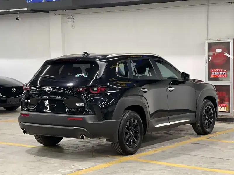 Mazda CX-50 2023 2.0L Automatic Leading Edition — миниатюра 6