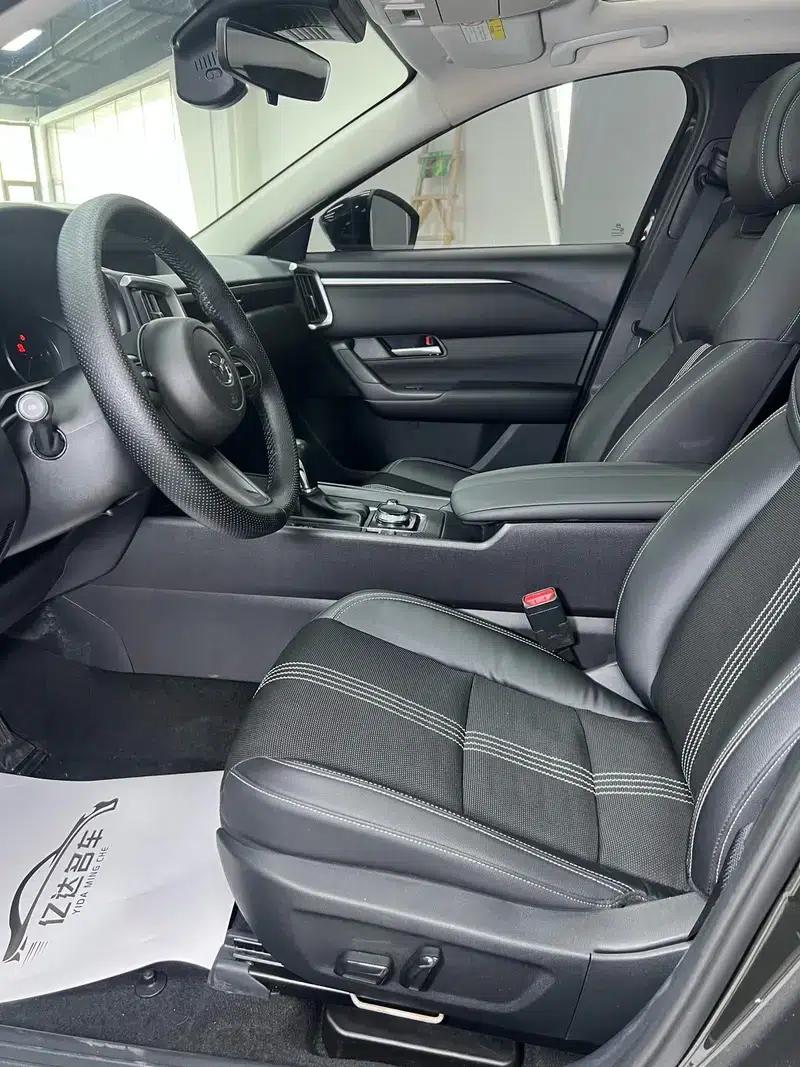 Mazda CX-50 2023 2.0L Automatic Leading Edition — миниатюра 24