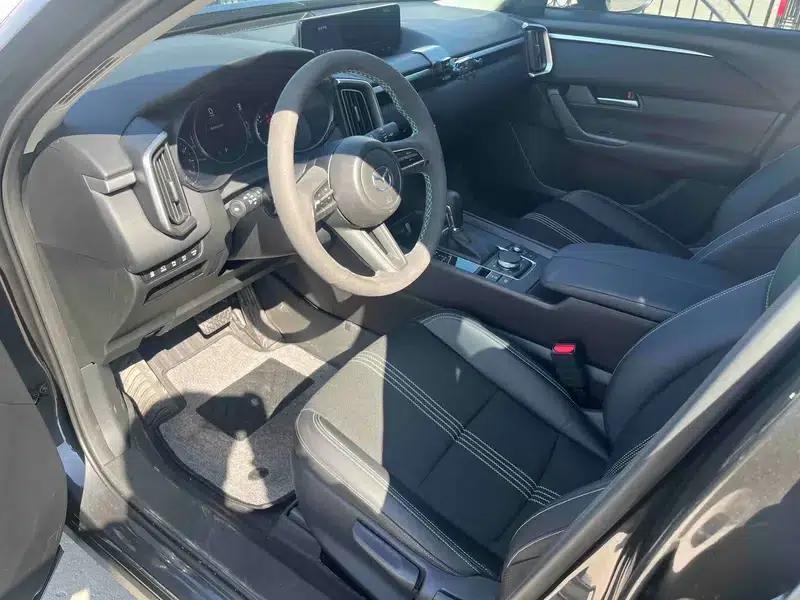 Mazda CX-50 2023 2.0L Automatic Leading Edition — миниатюра 24