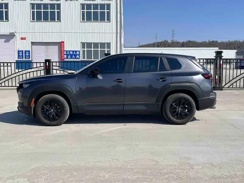 Mazda CX-50 2023 2.0L Automatic Leading Edition — миниатюра 4