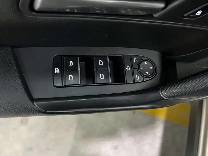 Mazda CX-50 2023 2.0L Automatic Leading Edition — миниатюра 18