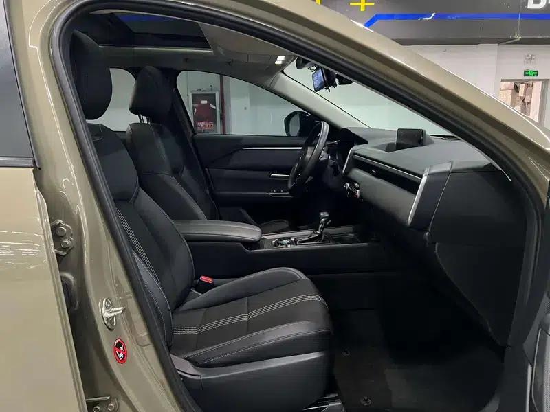 Mazda CX-50 2023 2.0L Automatic Leading Edition — миниатюра 20
