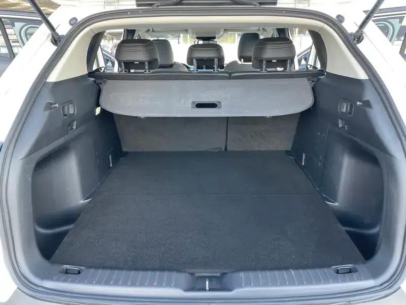 Mazda CX-50 2023 2.0L Automatic Leading Edition — миниатюра 17