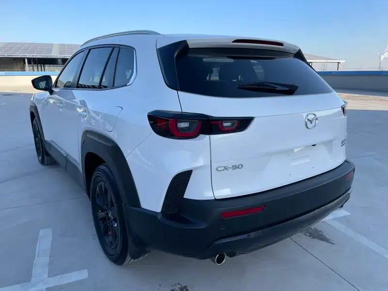 Mazda CX-50 2023 2.0L Automatic Leading Edition — миниатюра 4
