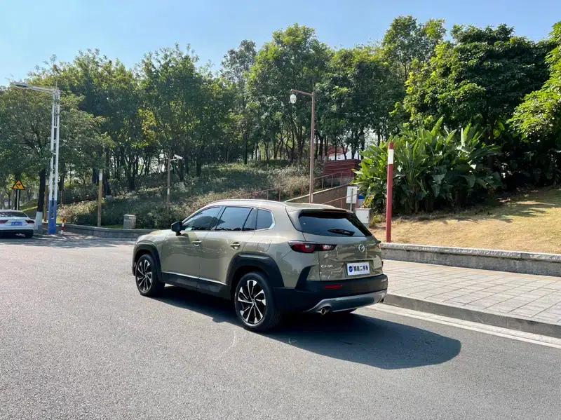 Mazda CX-50 2023 2.5L Automatic Premium Edition — миниатюра 5