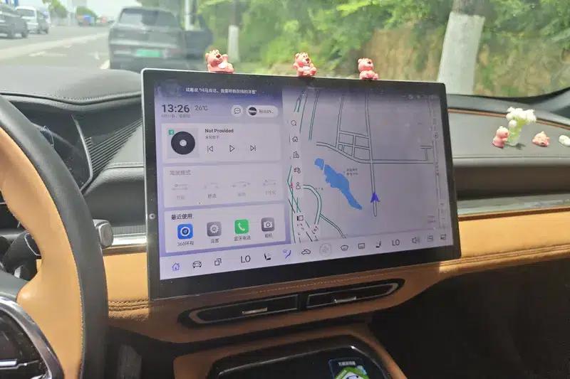 Mazda EZ-6 2024 Extended Range 200 Smart Edition — миниатюра 11