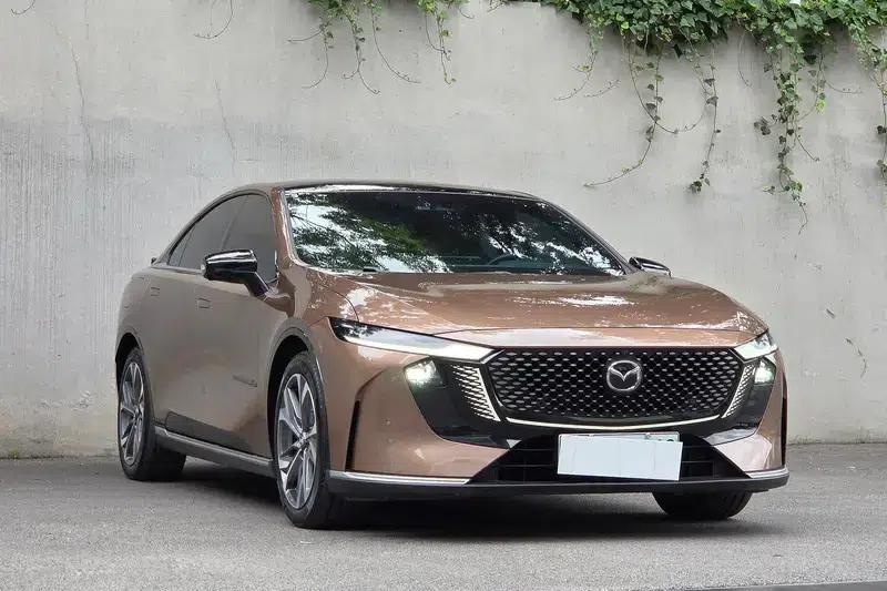 Mazda EZ-6 2024 Extended Range 200 Smart Edition — миниатюра 3