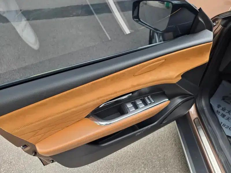 Mazda EZ-6 2024 Extended Range 200 Smart Edition — миниатюра 25