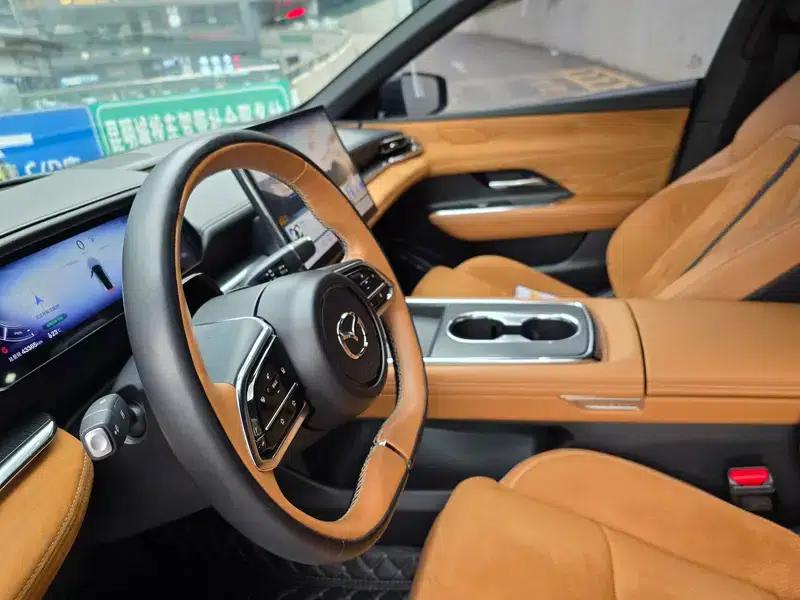 Mazda EZ-6 2024 Extended Range 200 Smart Edition — миниатюра 36