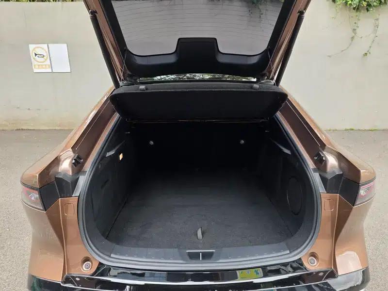 Mazda EZ-6 2024 Extended Range 200 Smart Edition — миниатюра 39