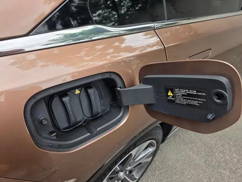 Mazda EZ-6 2024 Extended Range 200 Smart Edition — миниатюра 10