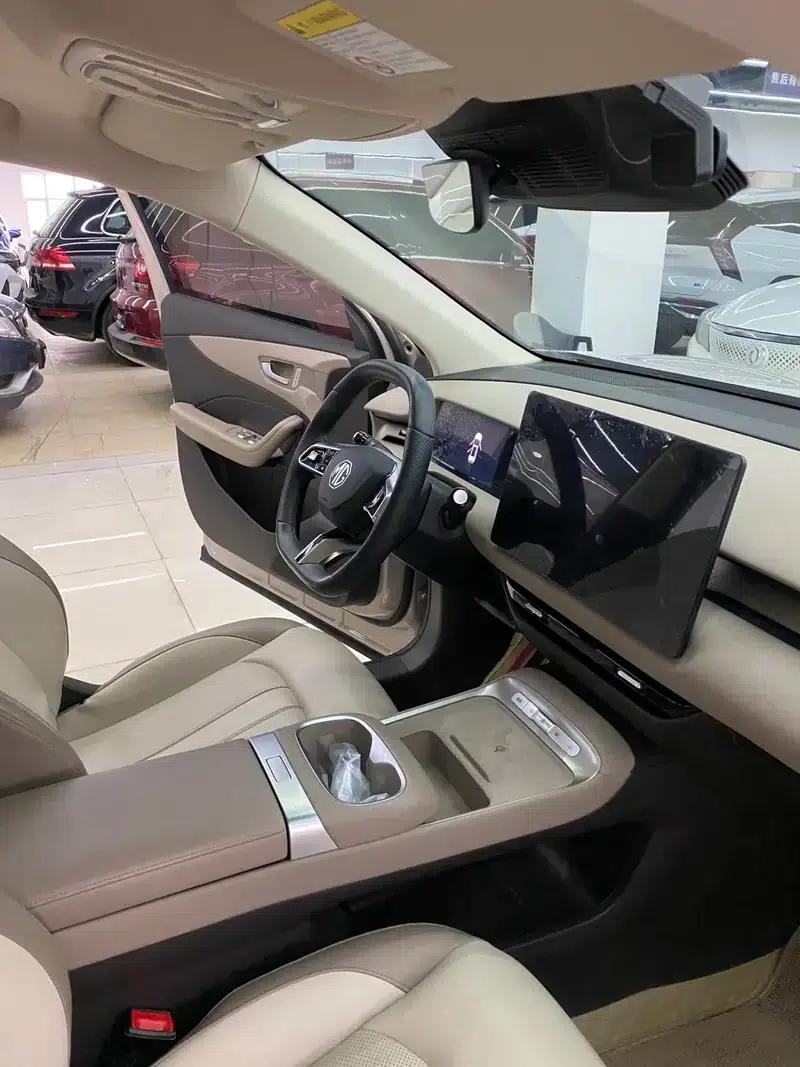 MG ES5 2025 525max Rear-Wheel Drive Intelligent Driving Edition — миниатюра 6