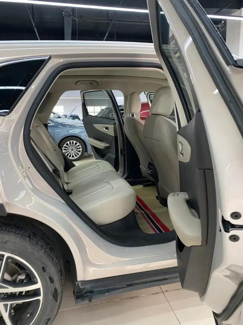MG ES5 2025 525max Rear-Wheel Drive Intelligent Driving Edition — миниатюра 7