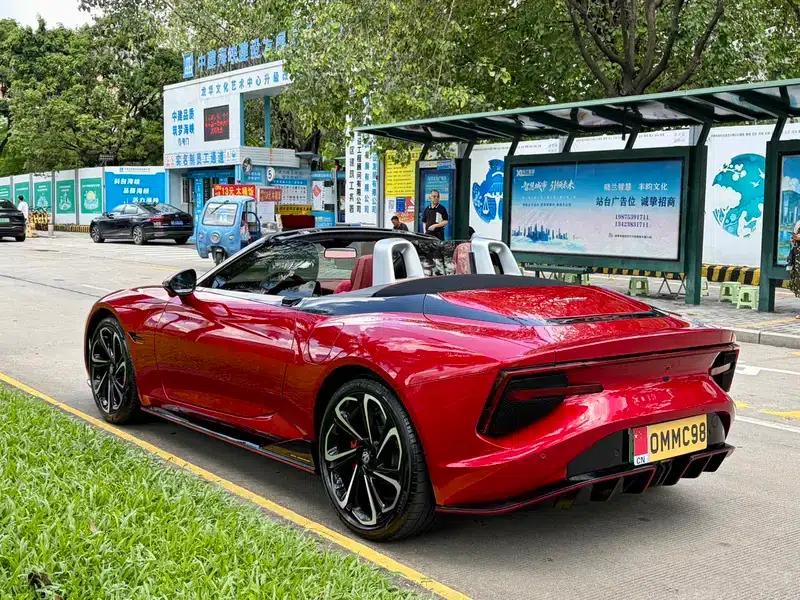2024 MG Cyberster 580km/h Superb Edition — миниатюра 5