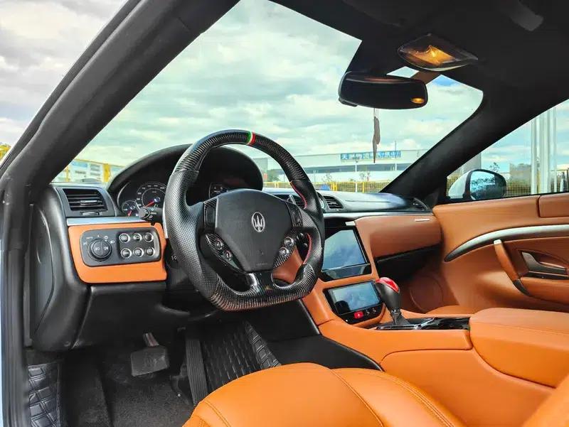 GranTurismo 2012 4.7L MC Stradale — миниатюра 9