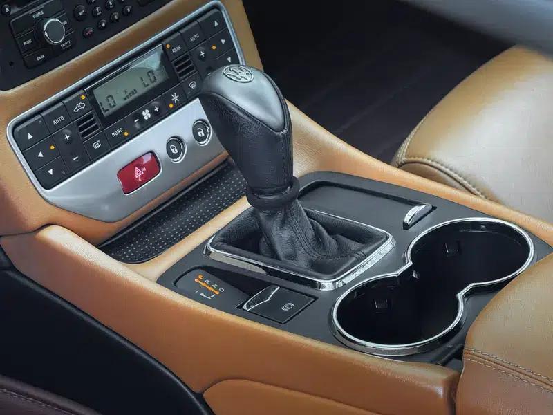 2013 GranTurismo 4.2L Automatic Rear-Wheel Drive 4-Seater (Parallel Import) — миниатюра 14