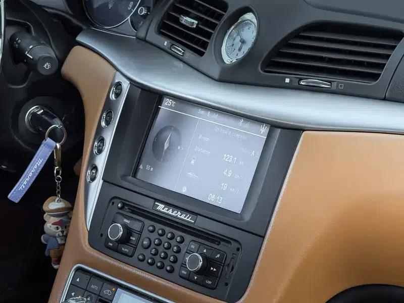 2013 GranTurismo 4.2L Automatic Rear-Wheel Drive 4-Seater (Parallel Import) — миниатюра 8