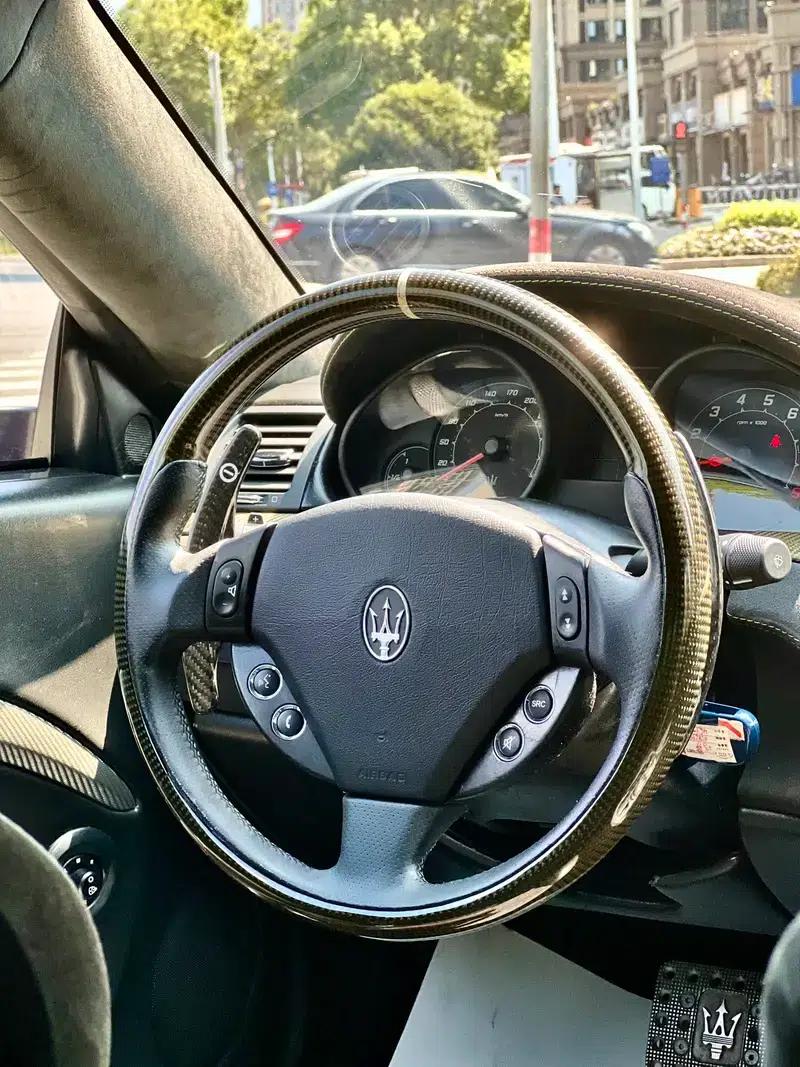 GranTurismo 2012 4.7L MC Stradale — миниатюра 17