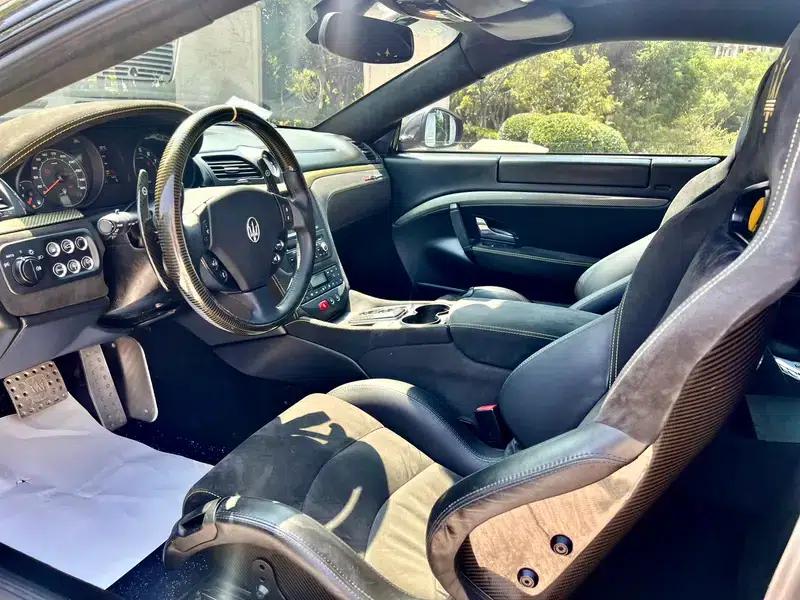 GranTurismo 2012 4.7L MC Stradale — миниатюра 20