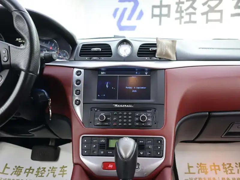 2013 GranTurismo 4.2L Automatic Rear-Wheel Drive 4-Seater (Parallel Import) — миниатюра 14