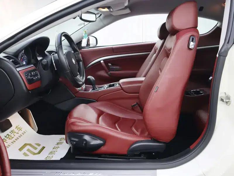 2013 GranTurismo 4.2L Automatic Rear-Wheel Drive 4-Seater (Parallel Import) — миниатюра 20