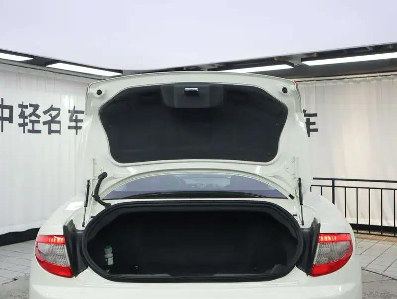 2013 GranTurismo 4.2L Automatic Rear-Wheel Drive 4-Seater (Parallel Import) — миниатюра 25