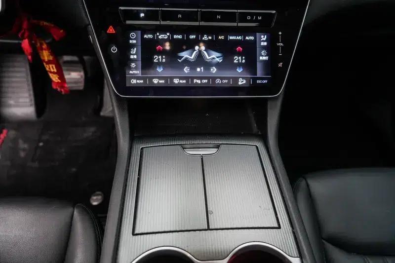 2023 Grecale 2.0T GT — миниатюра 9