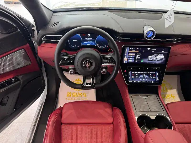2023 Grecale 2.0T GT — миниатюра 18